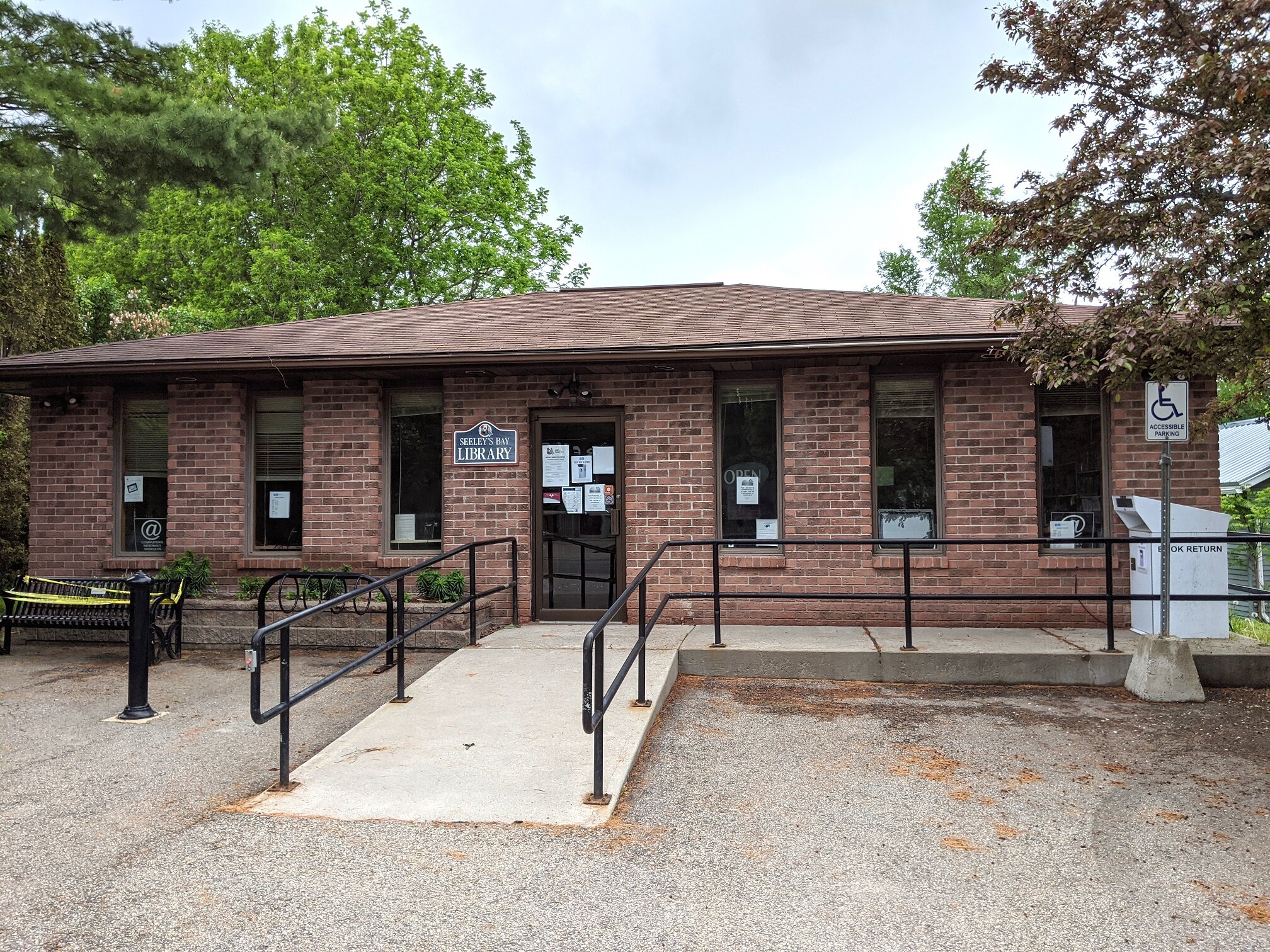 Seeley's Bay Library Branch