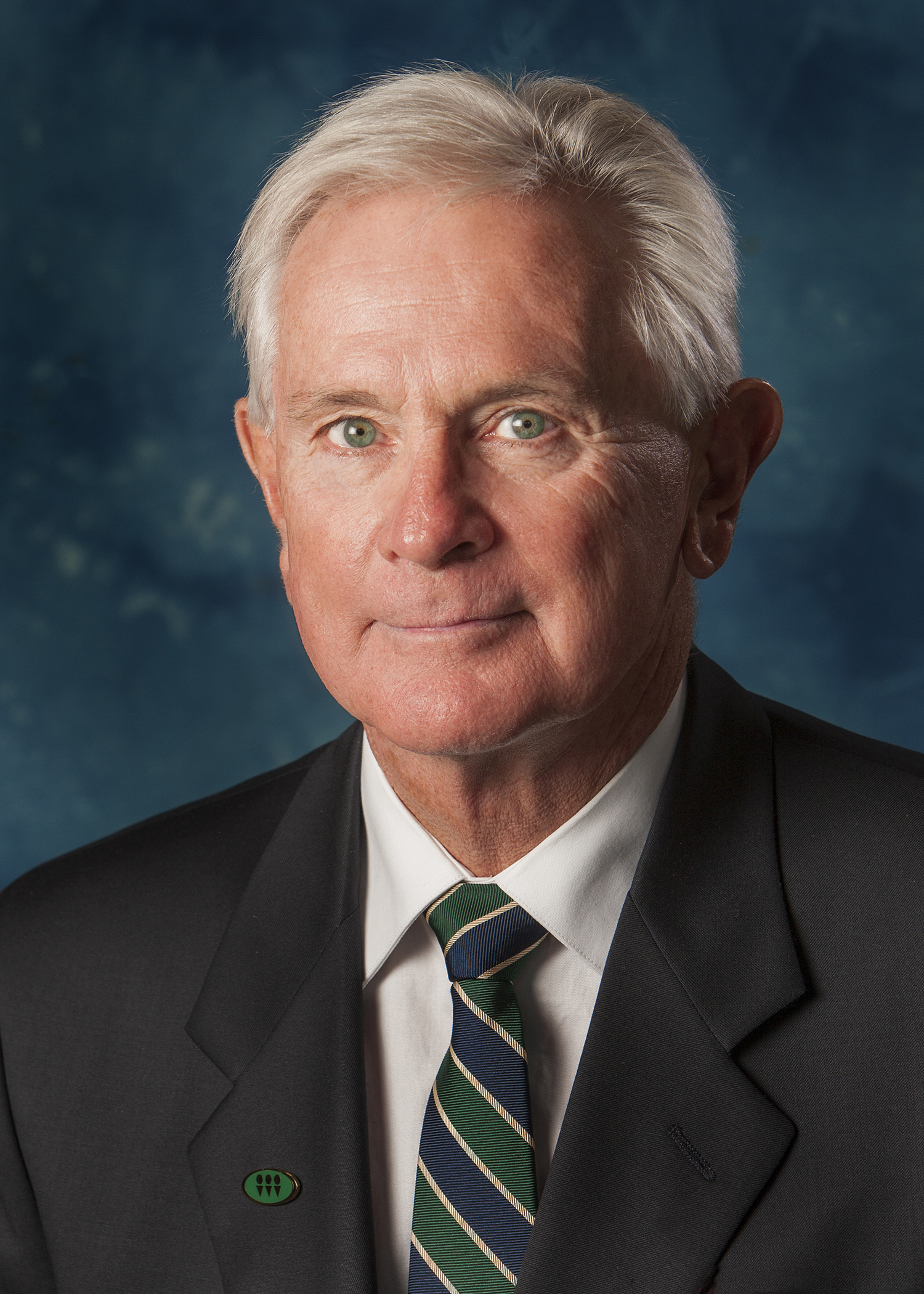 Headshot of older man